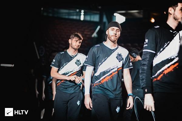 也为整个足 也为整个足