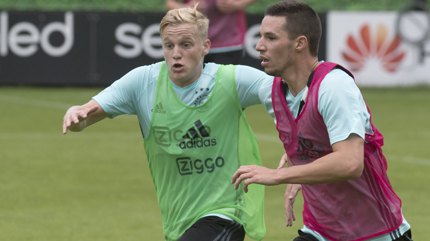 出近年来青 出近年来青