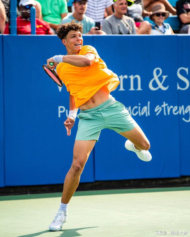 的强势表现 的强势表现