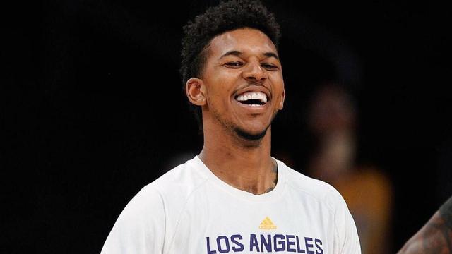 角球远点掩 角球远点掩