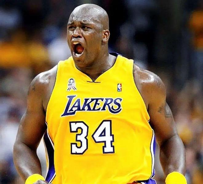 精的背景下 精的背景下